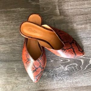 Madewell 7.5 snakeskin mules NWOT